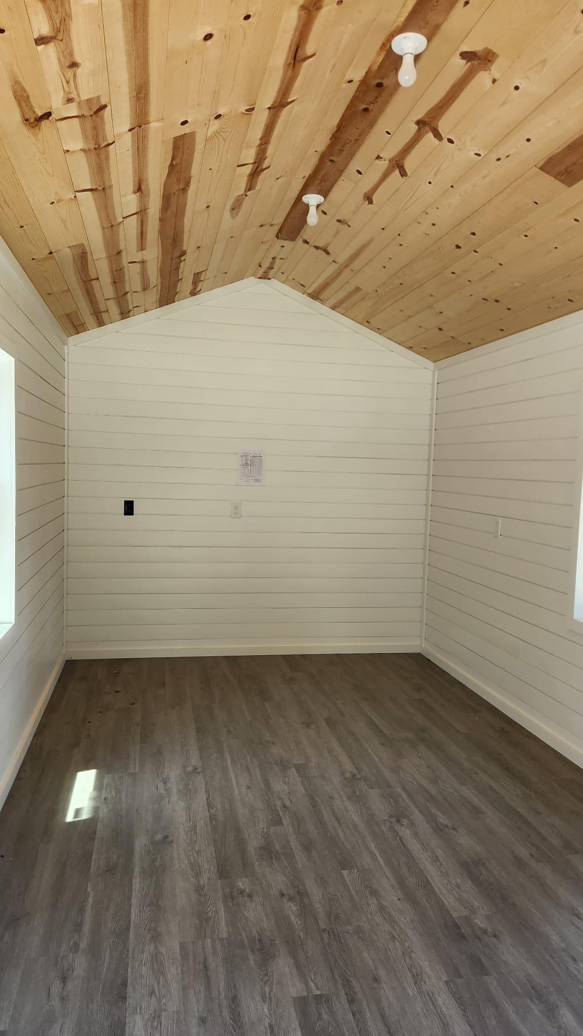 10x20 Cabin (50527)